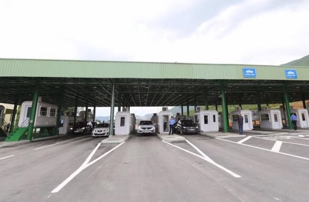 Qeveria vijon me masat parandaluese: Shqiperia mbyll kufirin me Kosoven